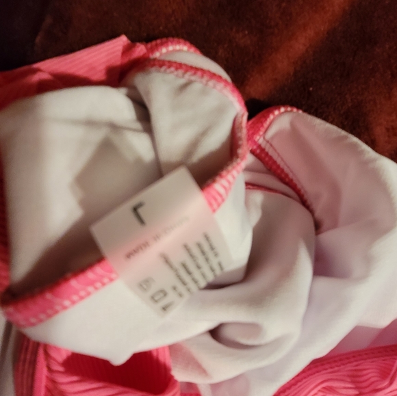 NWT  ADORABLE SEXY OPEN BACK V NECK MONOKONI RUFFLE BATHING SUIT LARGE - Picture 10 of 11